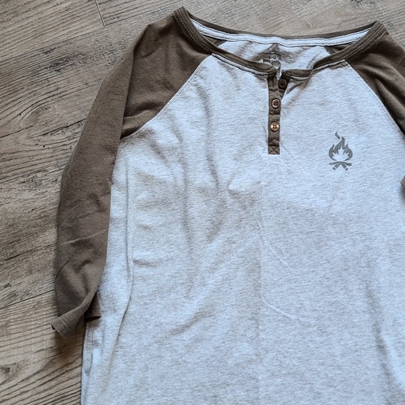 Roots top - Picture 2 of 3